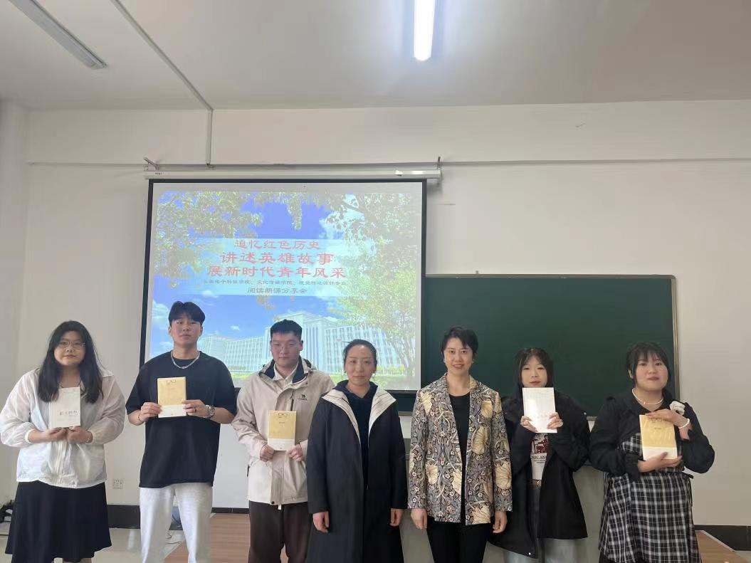诵读之声不绝于耳,强国之音掷地有声