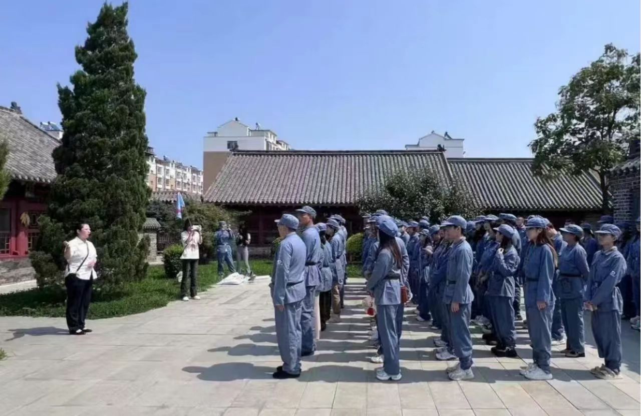 院系要闻｜文化传媒学院赴四平保卫战指挥部旧址开展主题教育活动