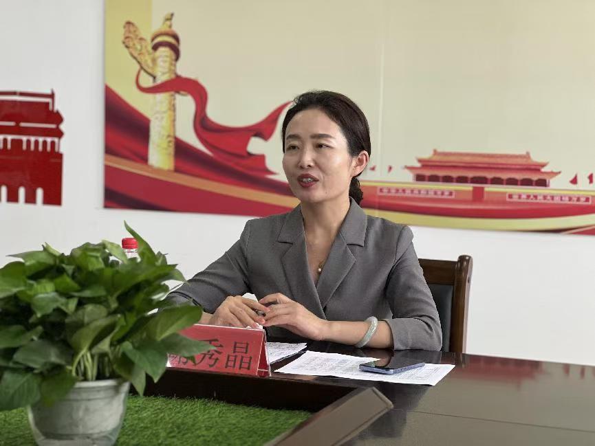 校长莅临启新篇，指导有方促前行 ——鞠秀晶校长参加文化传媒学院教师工作会议