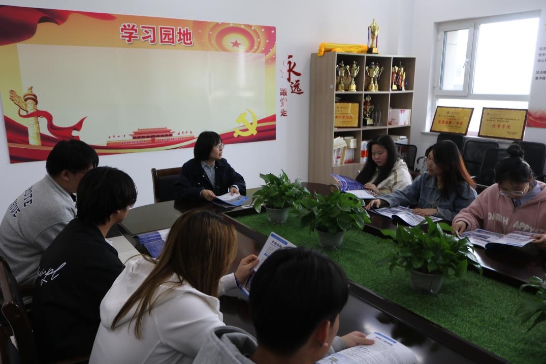 文化传媒学院开展“情系光电，筑梦启航”母校行招生宣传活动