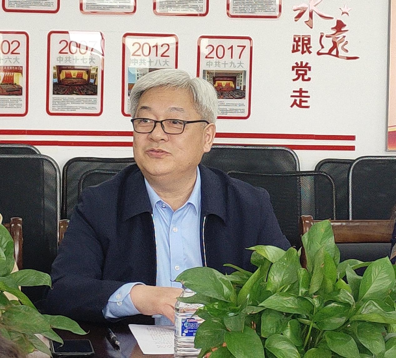 文化传媒学院携手智库专家共启产业学院建设新篇章