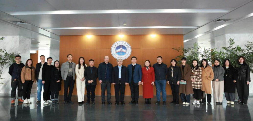 深化产教融合 共育创新人才——文化传媒学院与亚泰集团开展校企合作专题洽谈会 深化产教融合 共育创新人才——文化传媒学院与亚泰集团开展校企合作专题洽谈会