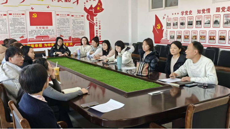 青蓝相济传薪火 示范引领促成长  文化传媒学院举办青年教师培训会