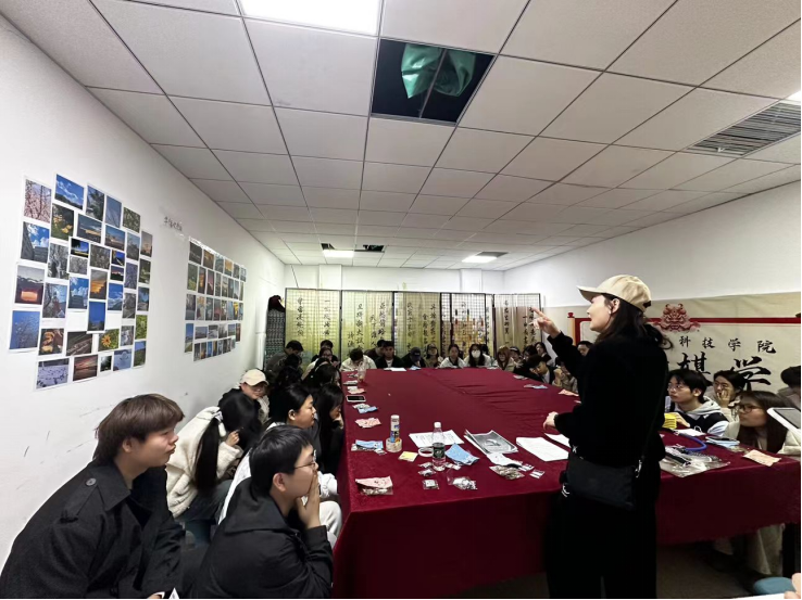 文化传媒学院逸心文驿二级心理辅导站 成功举办心理游园会               --以五感疗愈点亮青春心灵