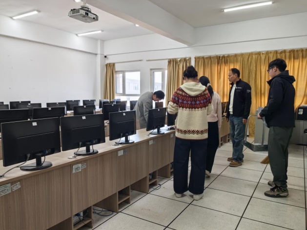 严检仪器设备，护航教学科研  文化传媒学院设备专项检查圆满完成