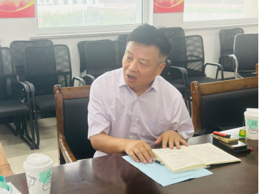 院系要闻|文化传媒学院英语专业举办“AI时代英语专业教改与教材开发恳谈会”