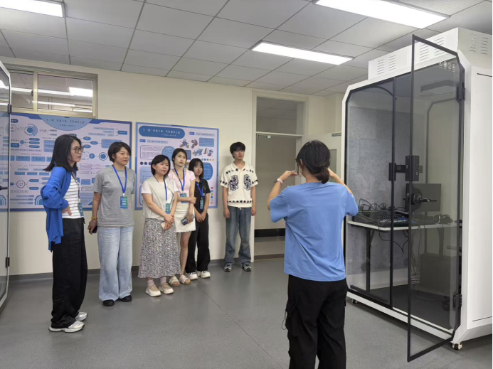 以高水平培训赋能高质量发展 ——教师教学发展中心组织文化传媒学院教师参加世界汉语教学学会高级讲习班 以高水平培训赋能高质量发展 ——教师教学发展中心组织文化传媒学院教师参加世界汉语教学学会高级讲习班